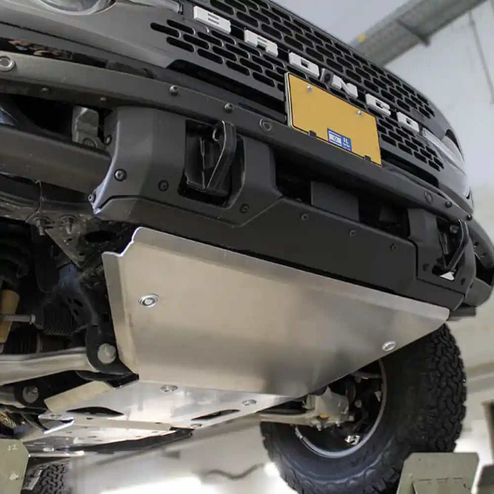 Front skid plate mounted on Bronco