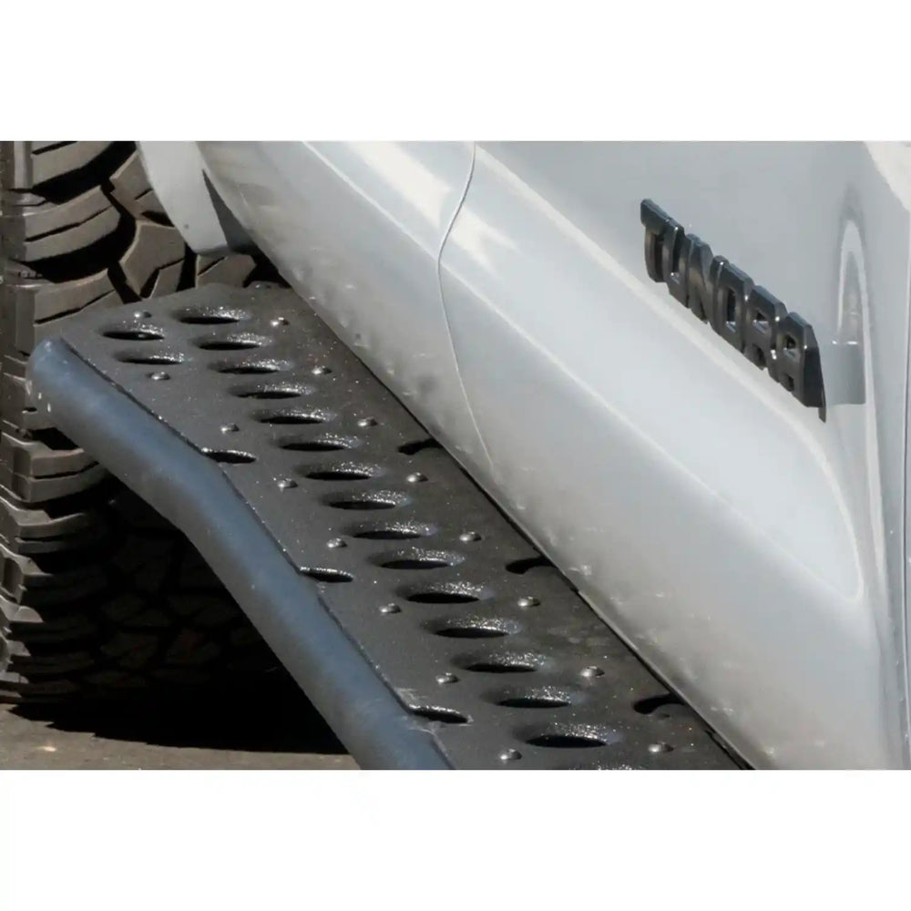 close up view of the step slider with holes mounted on Tundra
