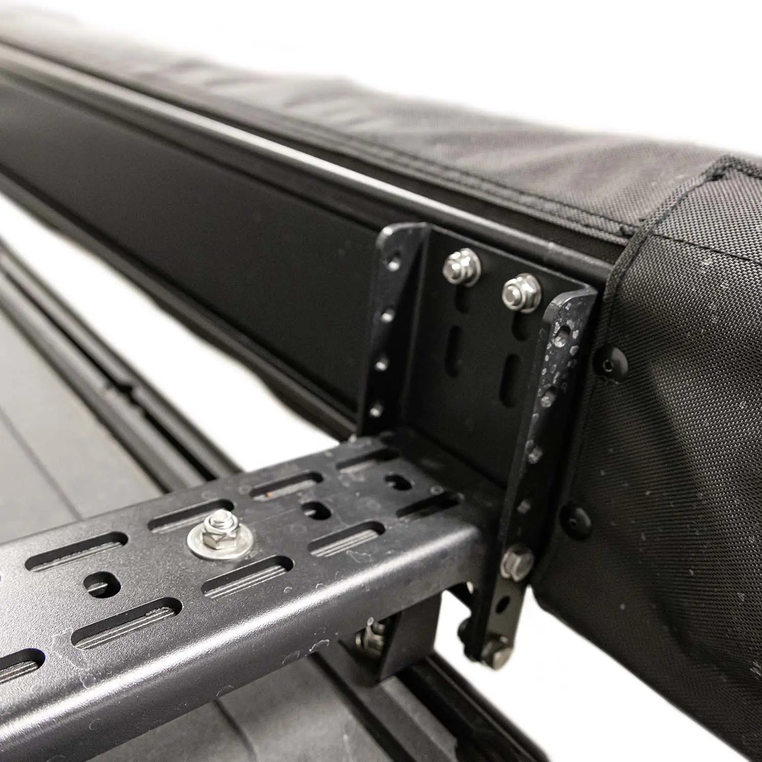 23Zero Onyx 270 Freestanding Vehicle Awning Driver / Passenger