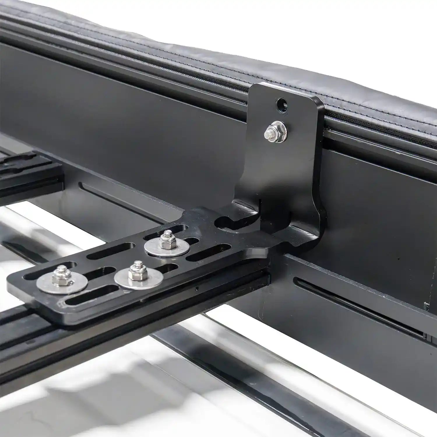 23Zero Peregrine 270 Degree Awning