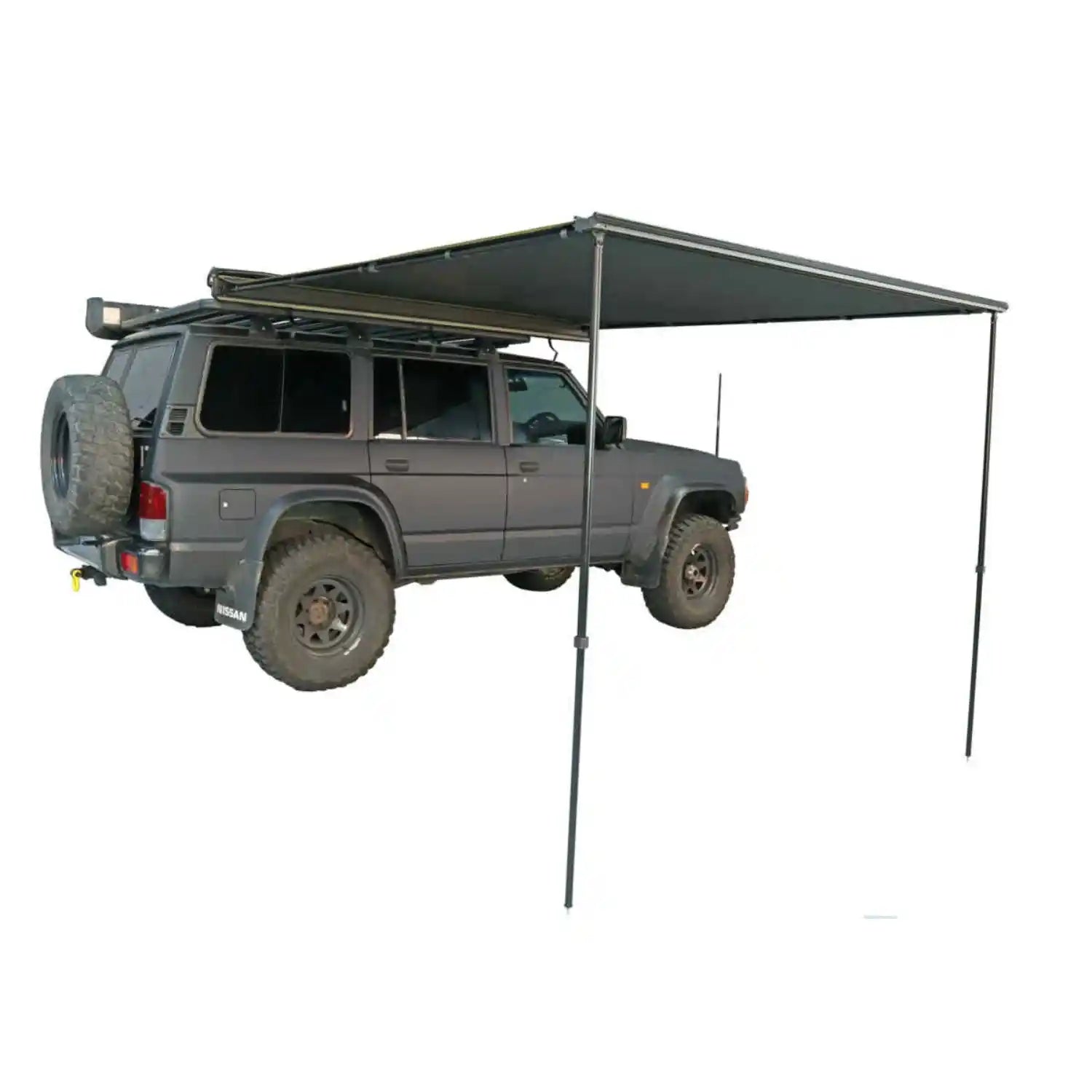 23zero Bushman Awning Raven on jeep 