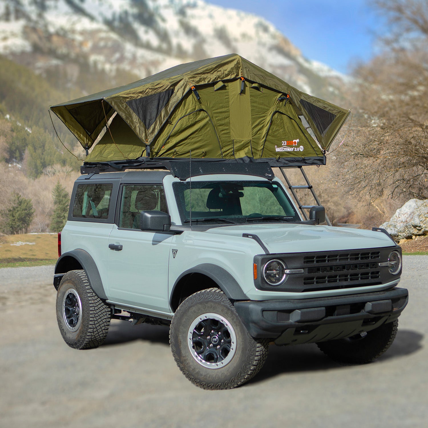 23zero breezeway soft shell RTT on jeep in mountains