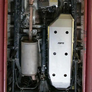 Asfir 4x4 skid plate protecting fuel tank on Lexus GX460