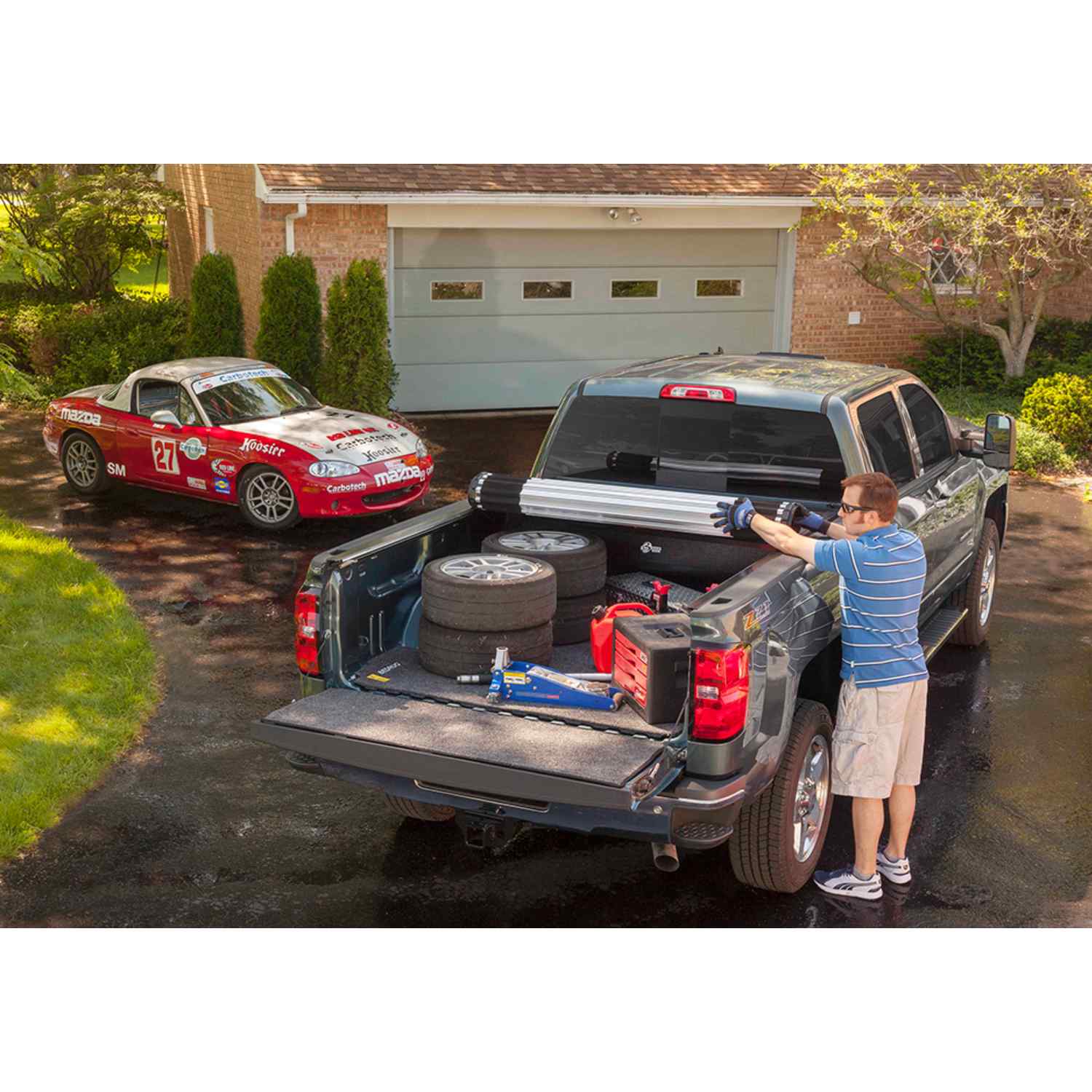 BAK Flip F1 2015-2022 GMC Canyon and Chevy Colorado 5.2ft Bed truck roll up tonneau cover