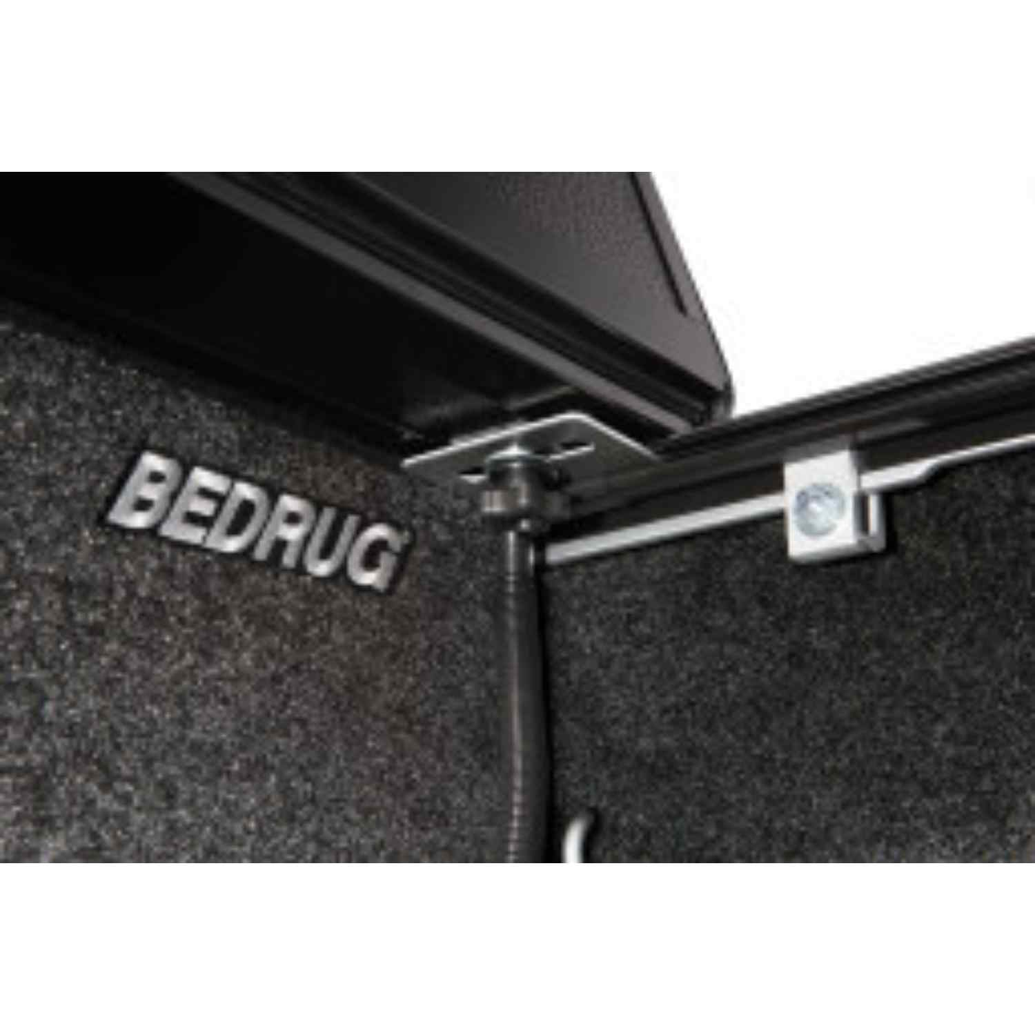 BAK Flip MX4 2016-2022 Toyota Hi Double Cab 1525mm Tonneau Cover DrainTube