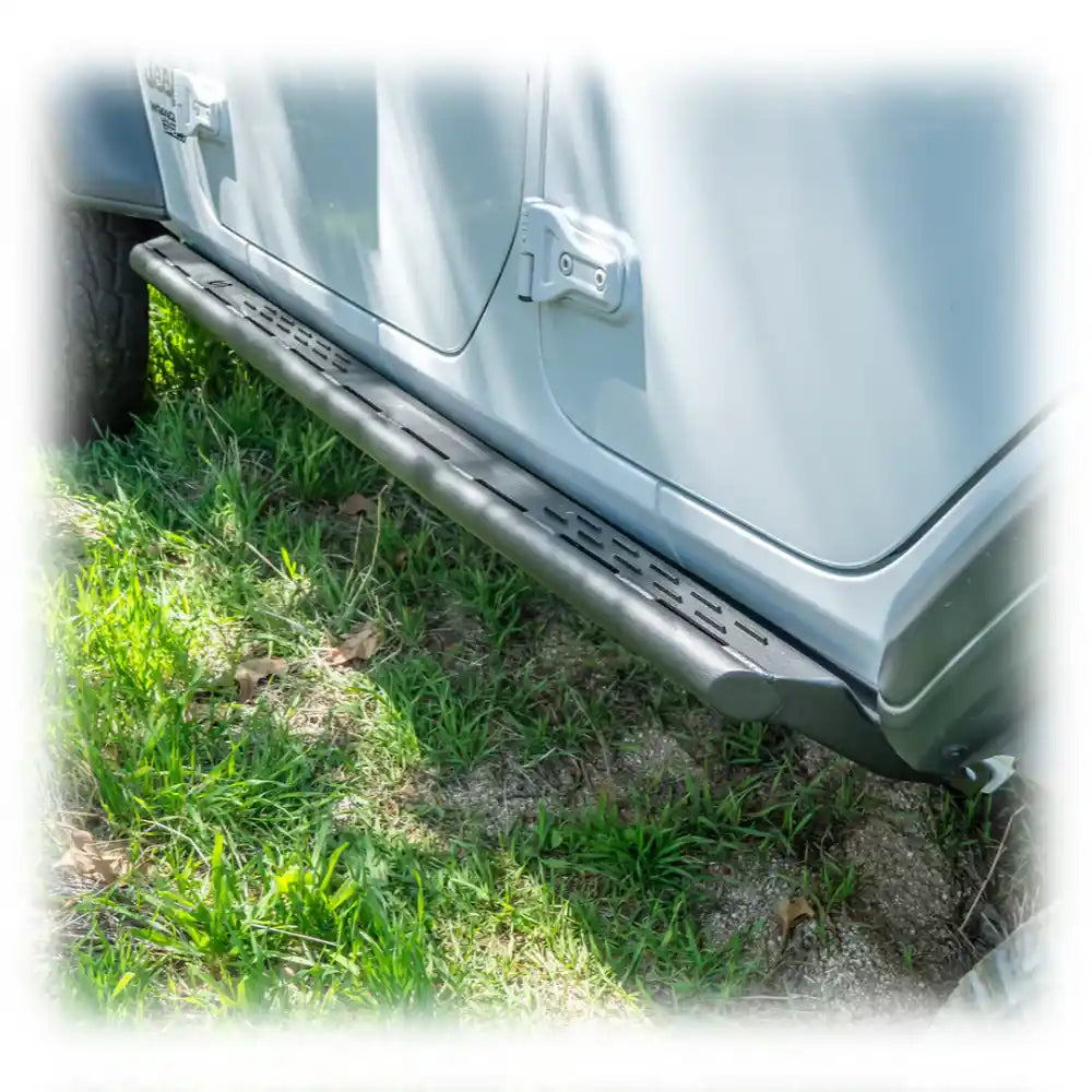 Close-up of Turn Offroad slider steps installed on Jeep JL