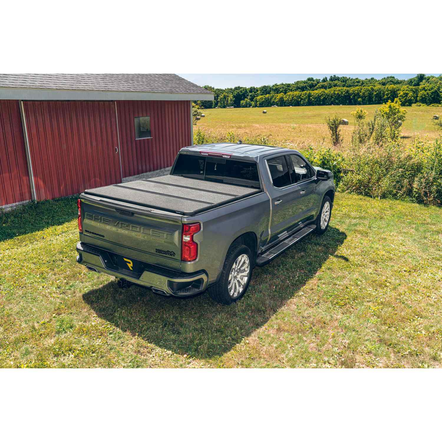 Extang Solid Fold ALX Tonneau lifestyle view