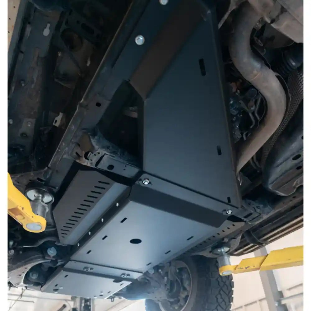Full underbody armor with transfer skid