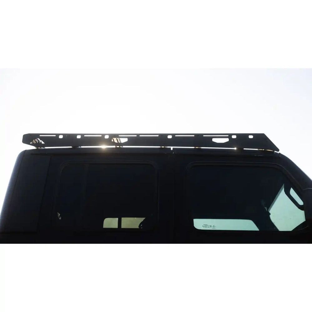 Side view of roof rack on black gladiator