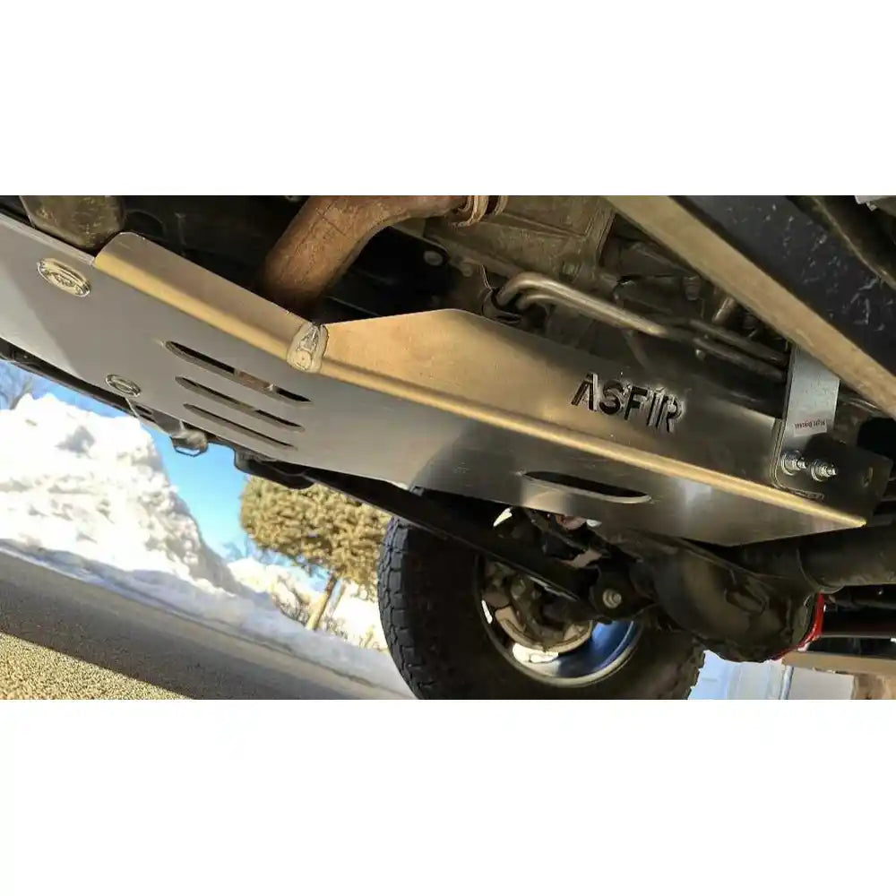Installed under vehicle (front underside)Asfir Gladiator JT engine transmission skid plate installed