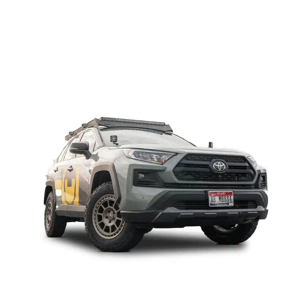Prinsu Pro Roof Rack for Toyota RAV4 - Lifestyle Shot