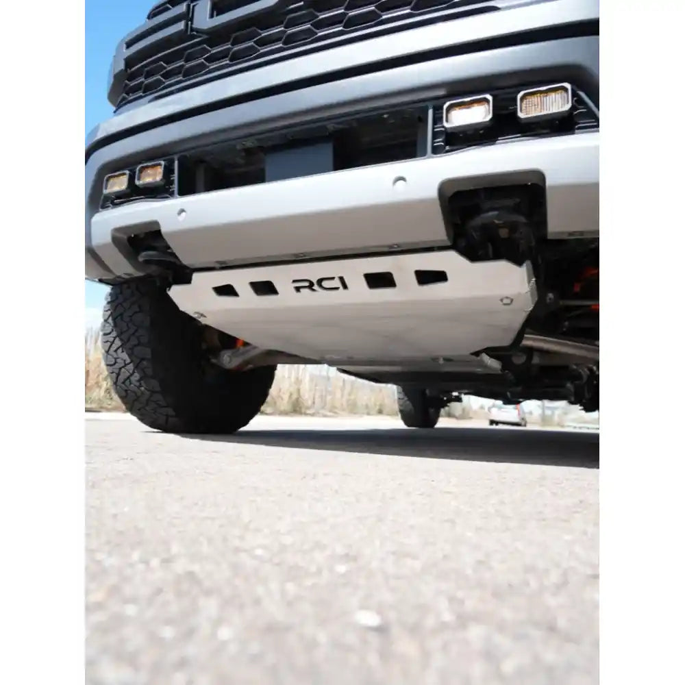 RCI front skid detail under Ranger with wheel in frame.