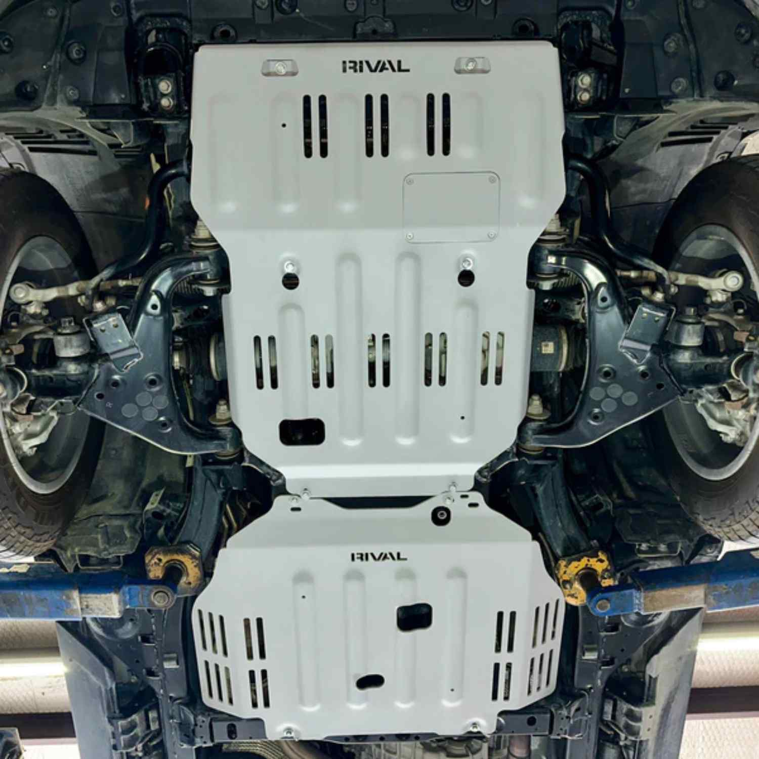 Full underbody protection view of Catalytic Converter Skid Plate Lexus GX550