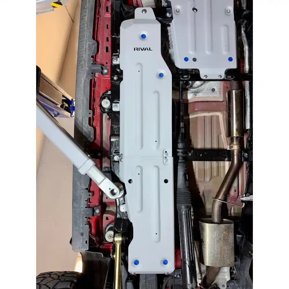 RIVAL gas tank skid under Gladiator rear underside