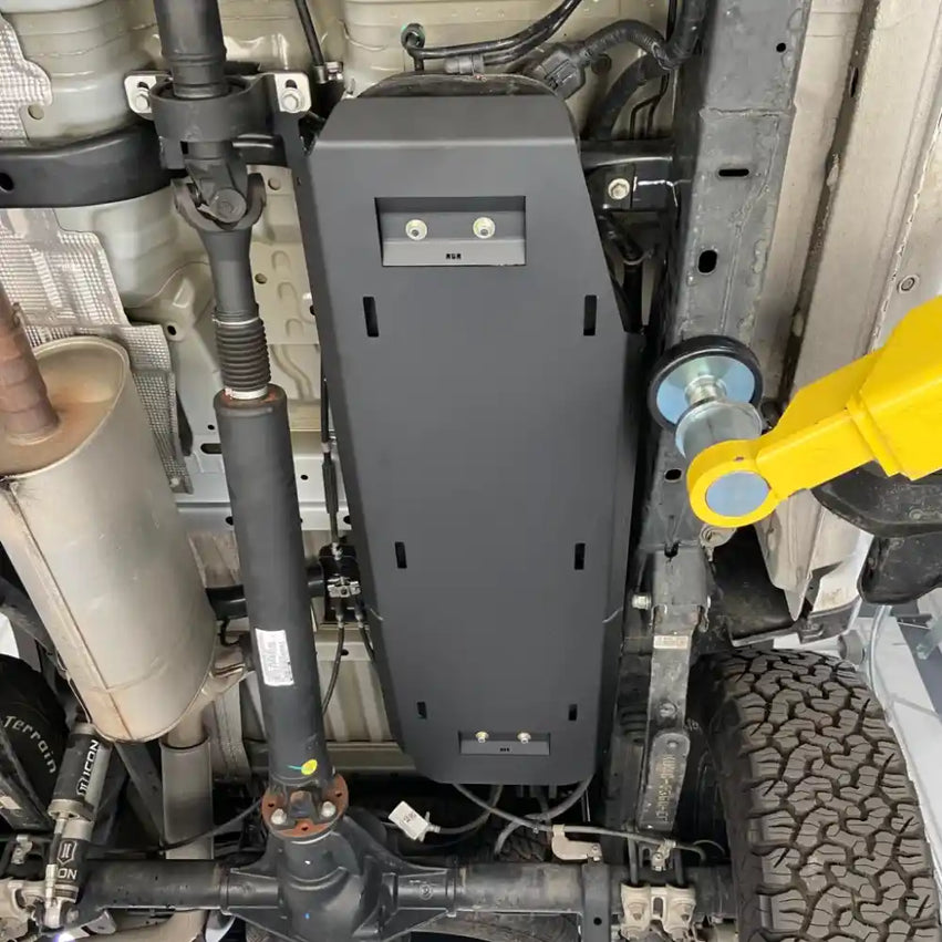 RCI Fuel Tank Skid Plate Side Profile