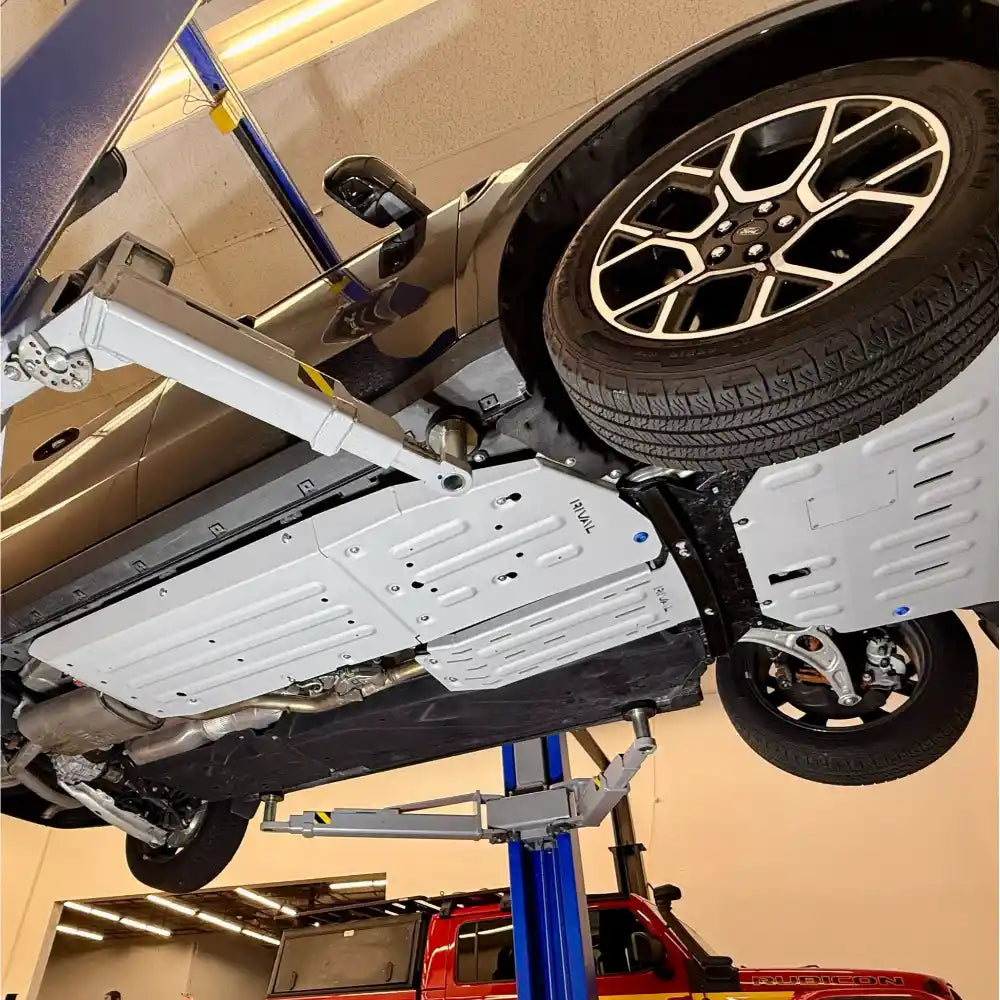 Rear differential area with partial skid coverage