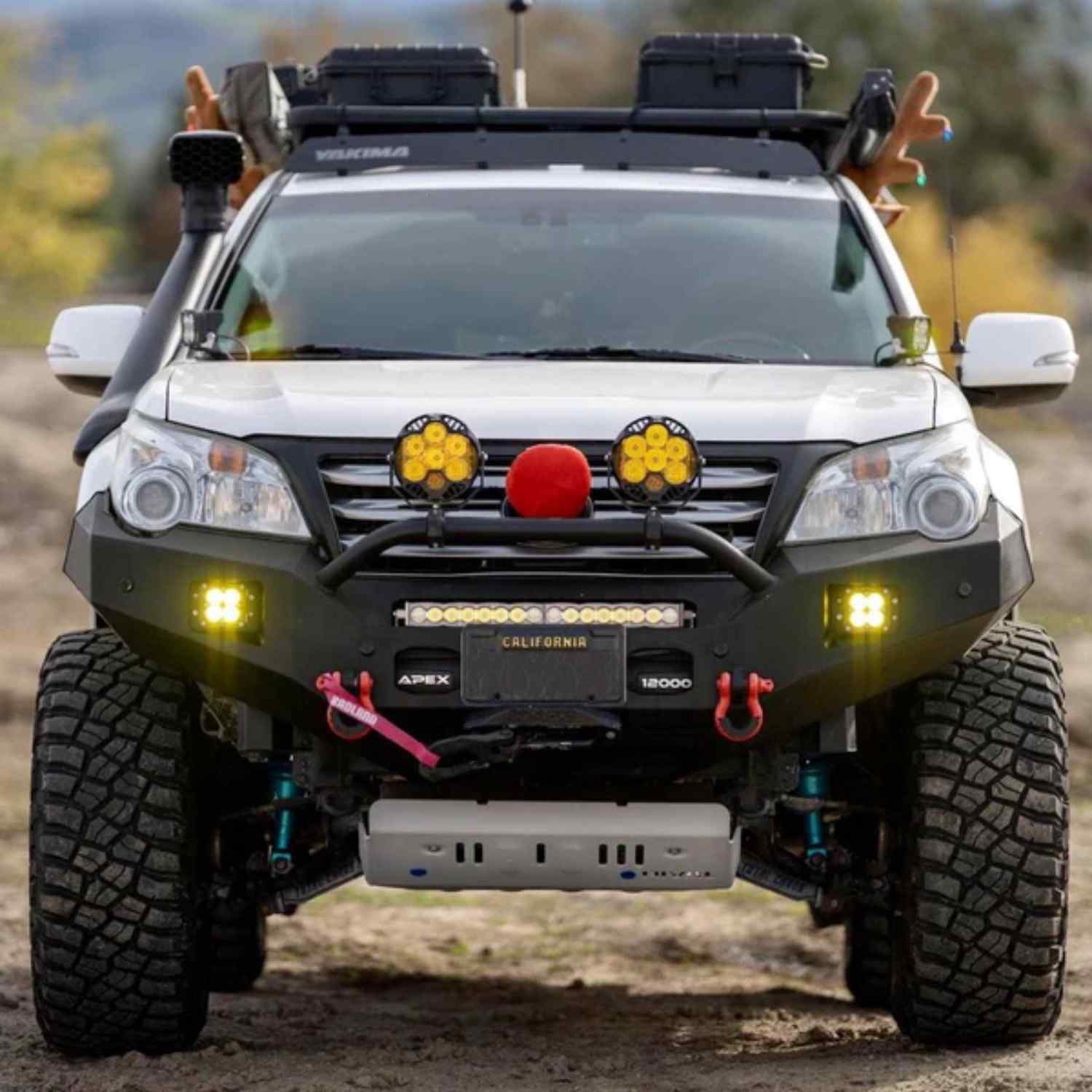 lifestyle front view of skid plate mounted on 4runner