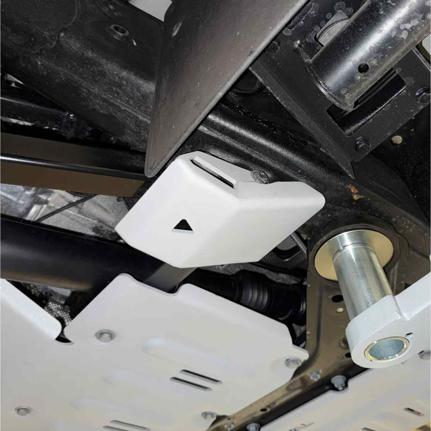 Front And Rear Lower Control Arms Skid Plate For Ineos Grenadier Side View