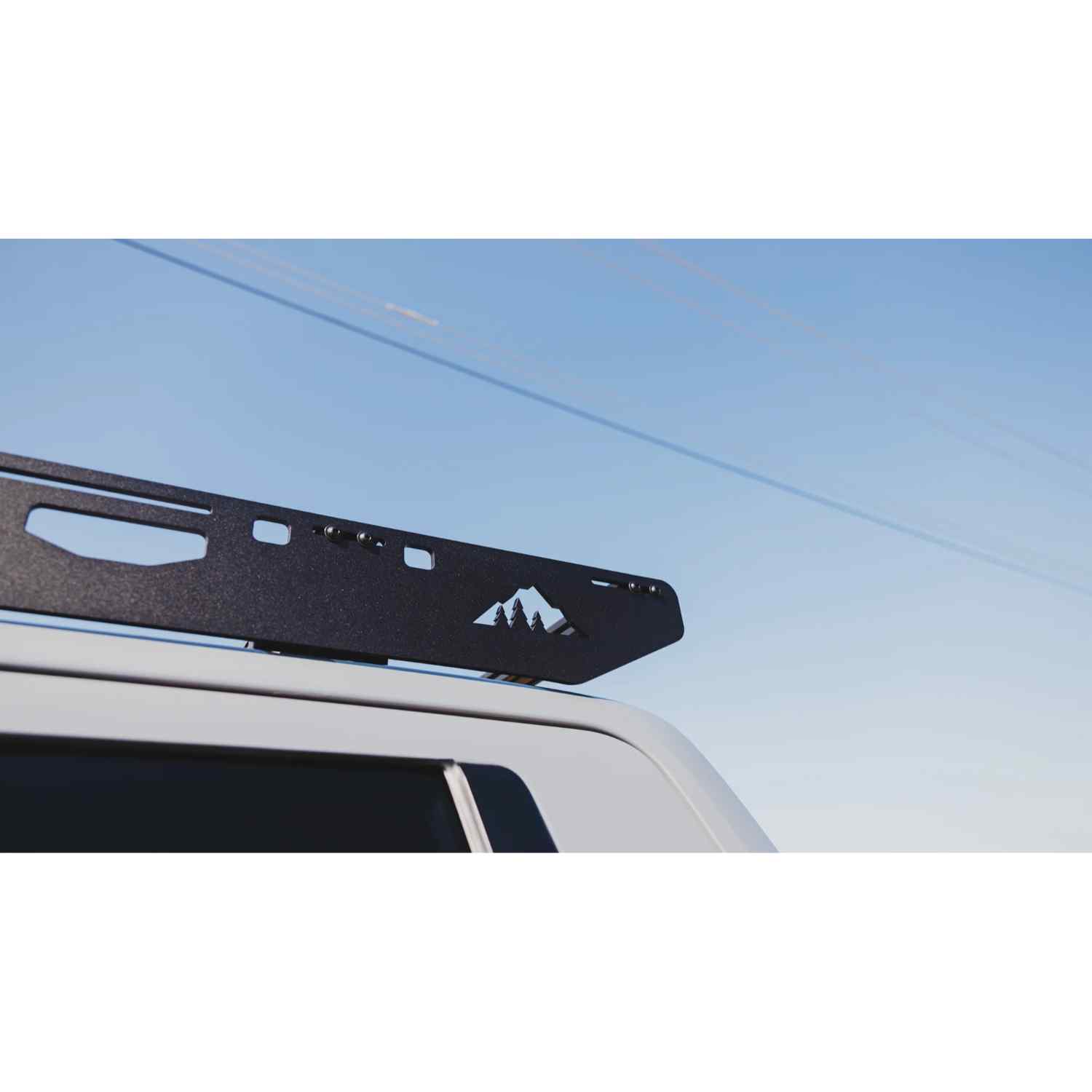 Sherpa Grizzly 2022-2023 Toyota Tundra Crewmax Roof Rack Closed Top View
