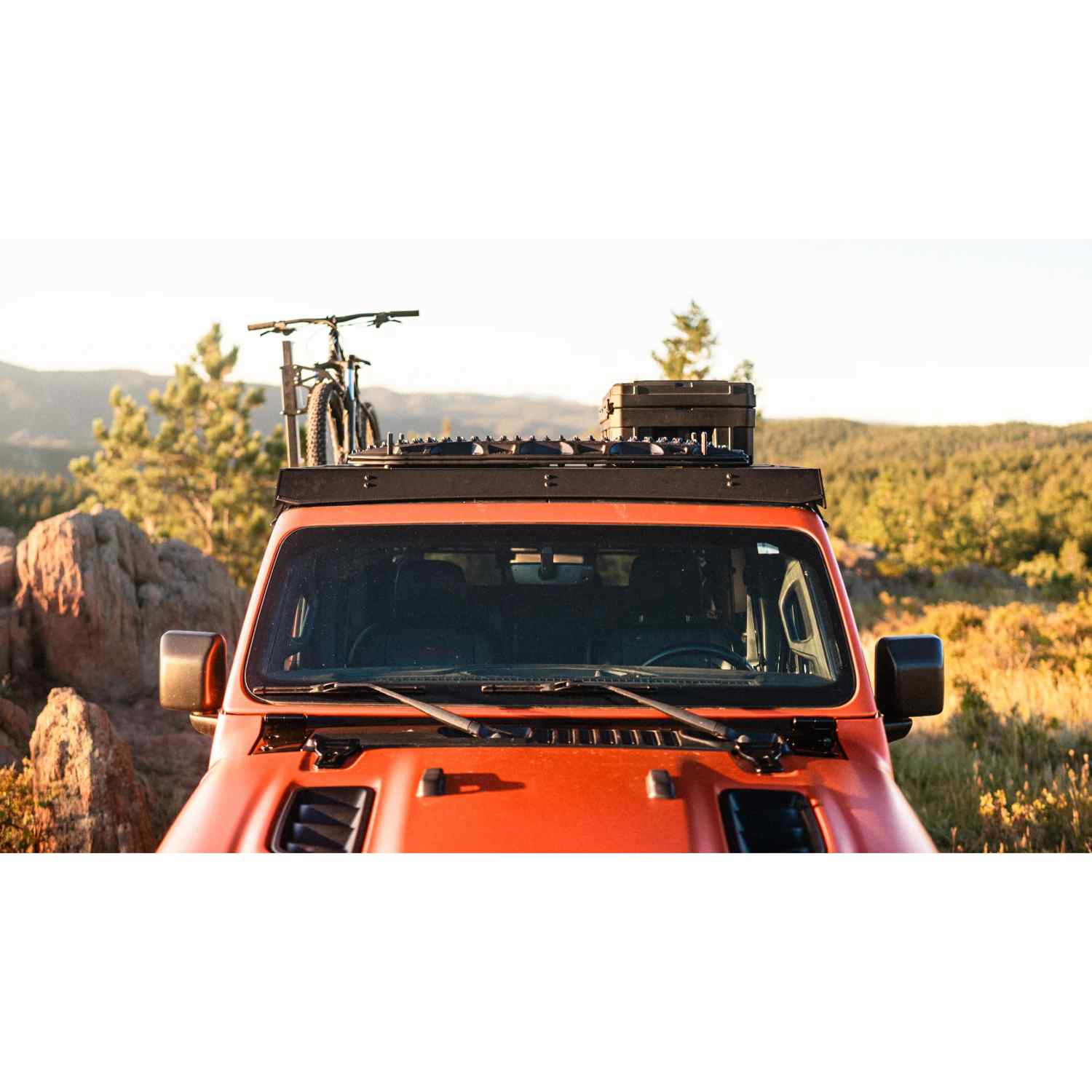Sherpa Sunlight 2020-2023 Jeep Gladiator JT Roof Rack Front View