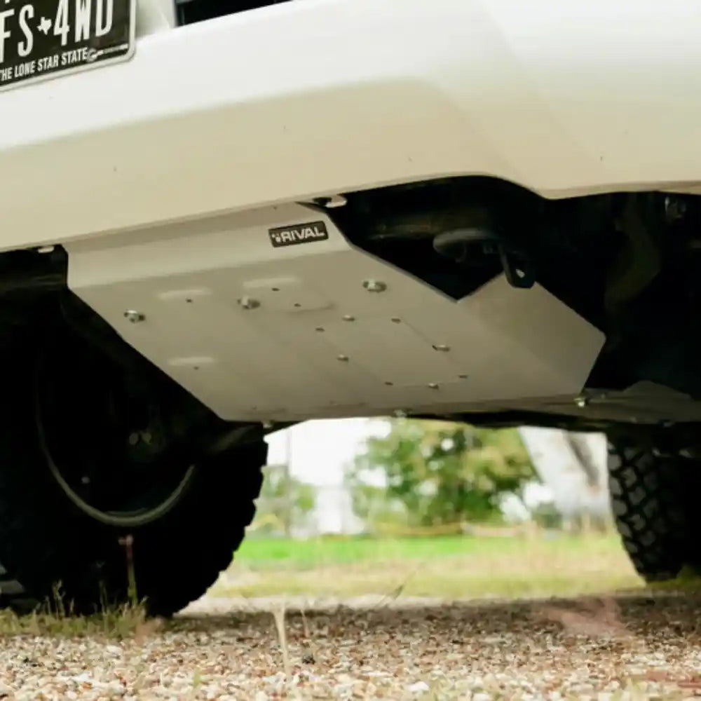 Side view: RIVAL skid protecting fuel tank on Lexus LX570