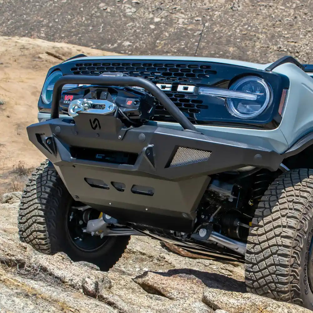 Turn Offroad front skid plate on Ford Bronco over rocky terrain