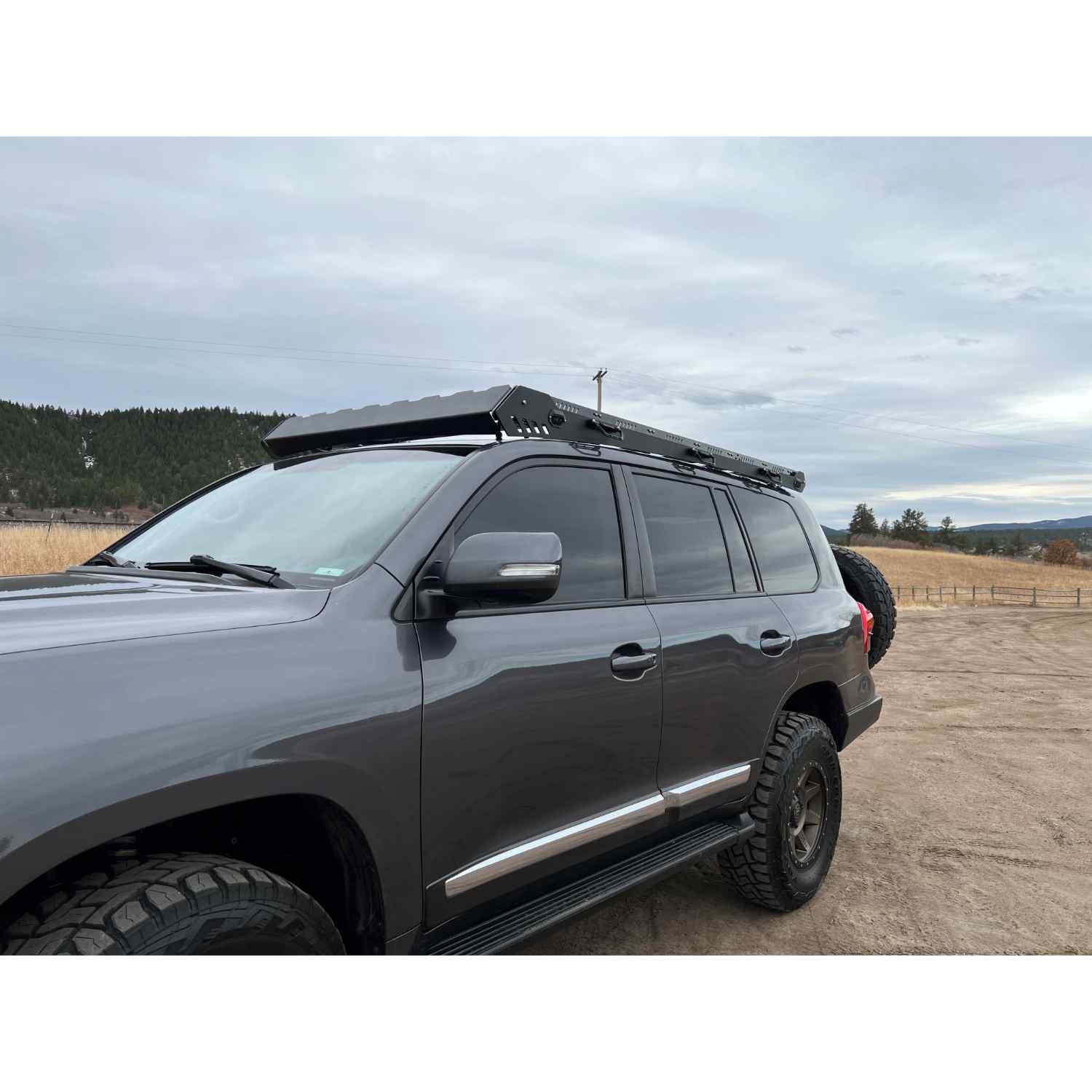 Uptop Overland Alpha Toyota Land Cruiser  Generation Roof Rack Closed View