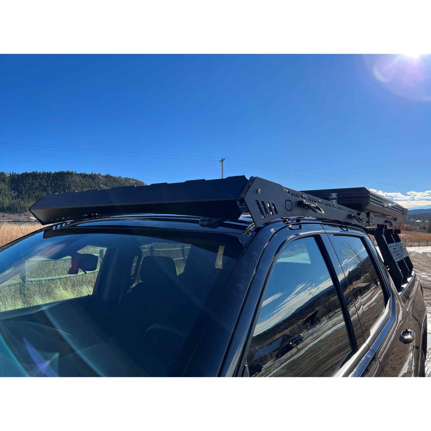 Uptop Overland Alpha 2019-2023 Chevy Silverado & GMC Sierra 1500 2500 3500 Roof Rack Front Closed View