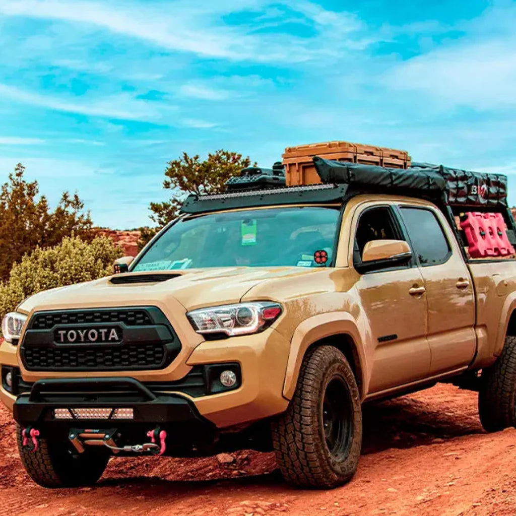 Cali Raised LED 40” Prinsu Roof Rack mounting bracket kit overview graphic showing bracket and light bar placement