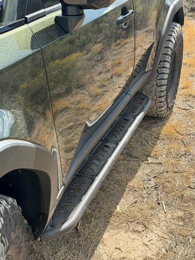 CBI Rock Sliders - Lexus GX550 Standard Side View
