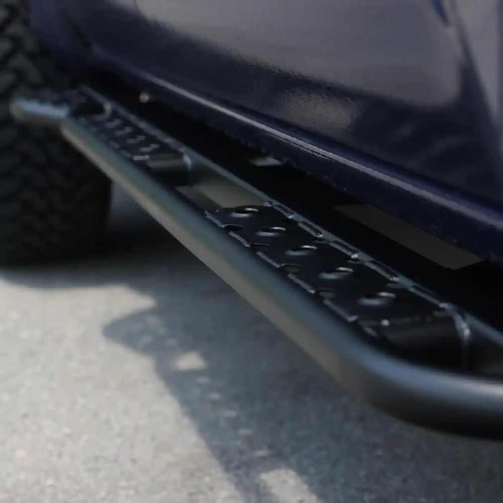 close up view of the built of rock slider