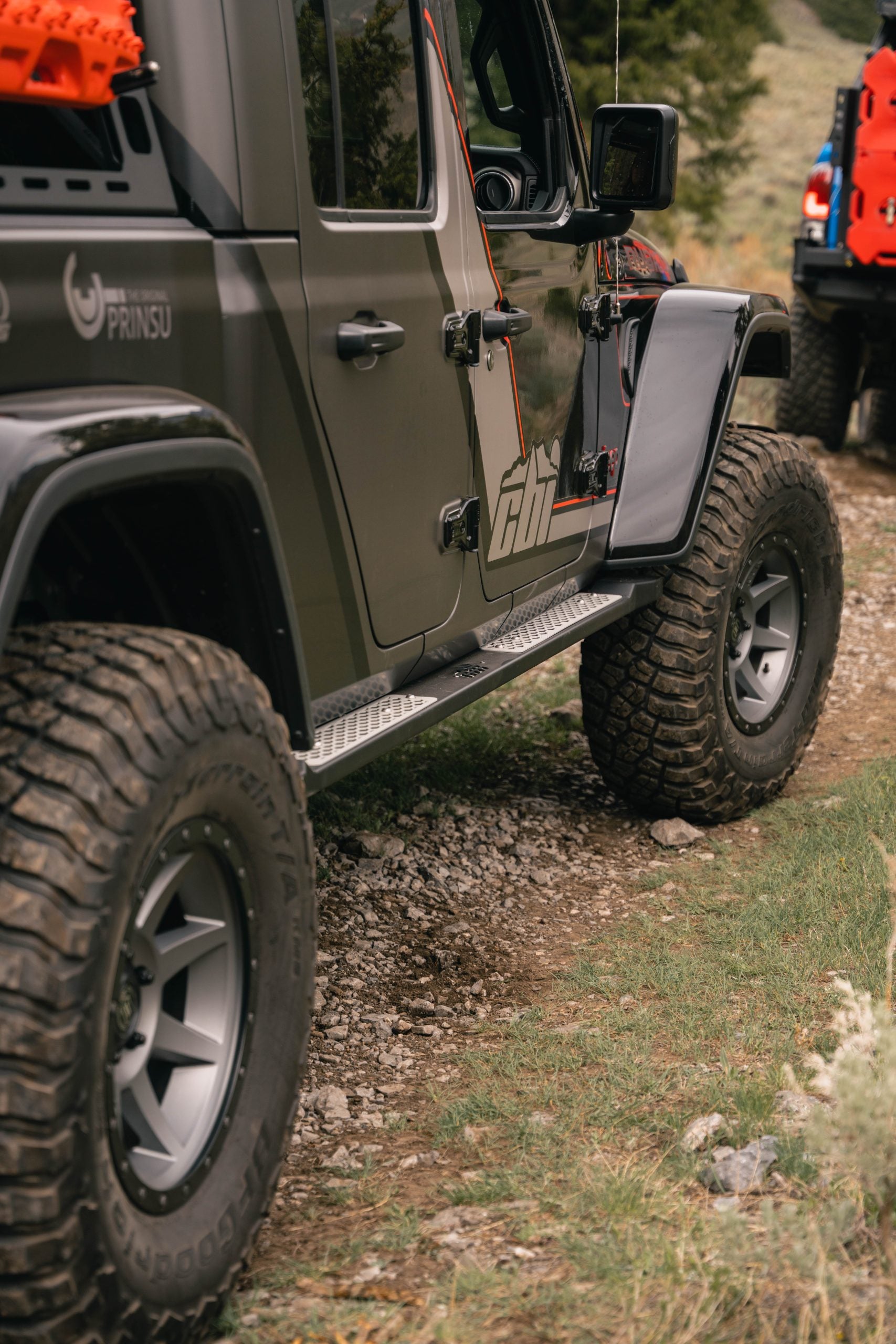 Jeep Gladiator Rock Sliders by CBI Offroad - Assembly Detail