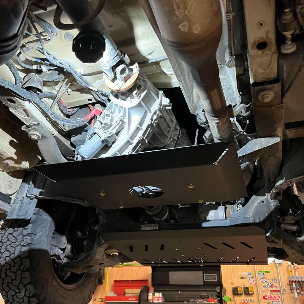 Juggernaut Mercedes Sprinter 4x4 transfer case skid plate, front product angle