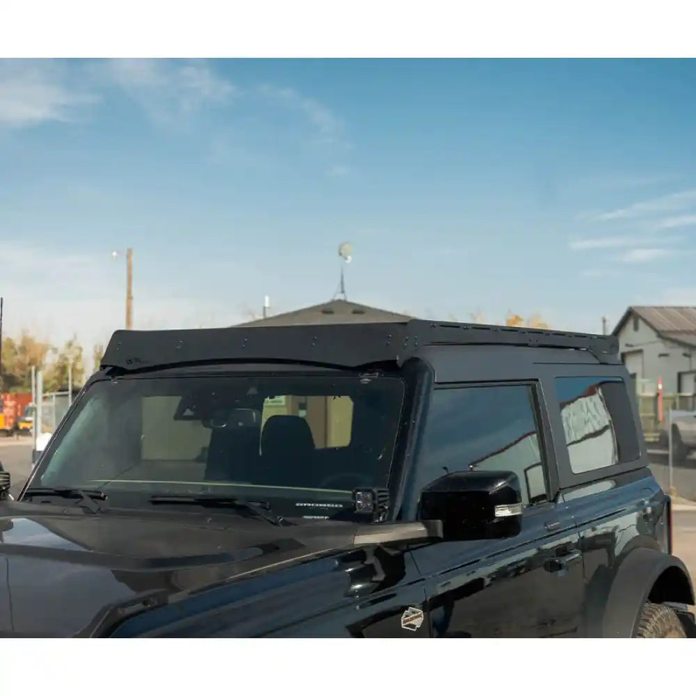 Prinsu Pro Rack on 2-Door Ford Bronco Side View