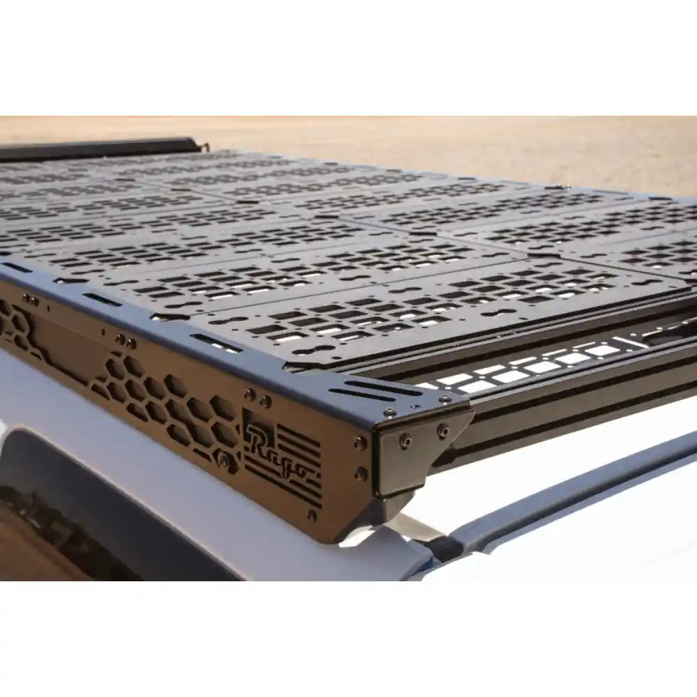 Rago roof rack double-walled side panel, close-up