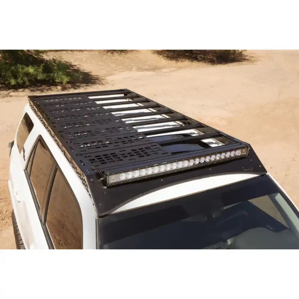 Rago light pocket roof rack with light bar, top rear view