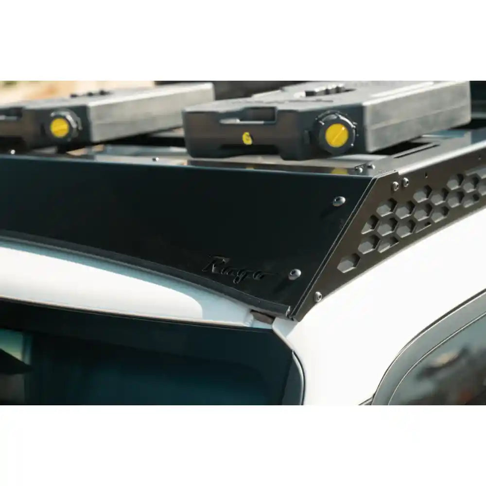 Rago Land Cruiser roof rack solid front fairing, close-up