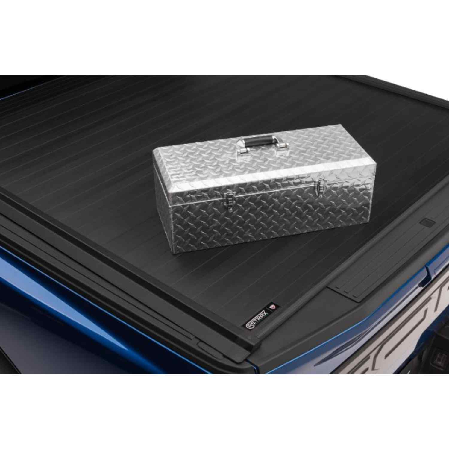 RetraxONE MX 2008-2016 Ford Super Duty Retractable Tonneau Cover Product View