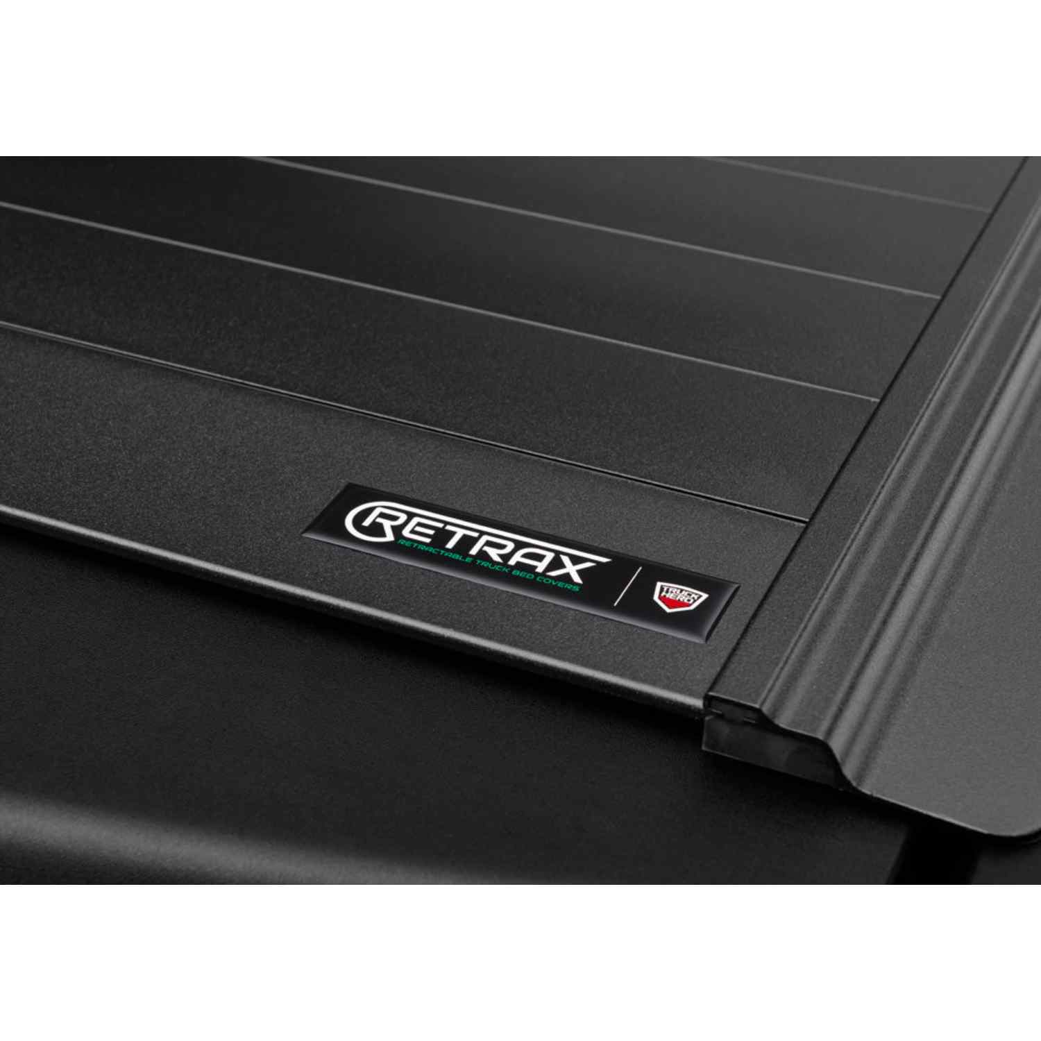 RetraxPRO MX 2019-2014 GMC And Chevy Without Storage Boxes Retractable Tonneau Cover Product