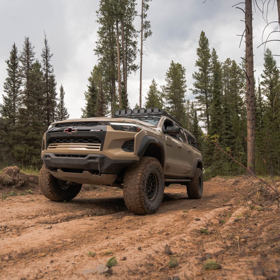 Rock Sliders for Chevy Colorado, CBI Series - Installed View