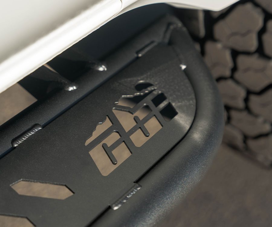Rock Sliders for Toyota 4Runner, CBI 6th Gen Series - Close-up
