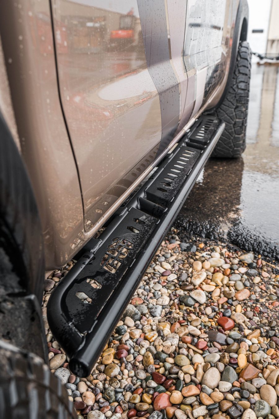 Rock Sliders Nissan Frontier by CBI - Side View