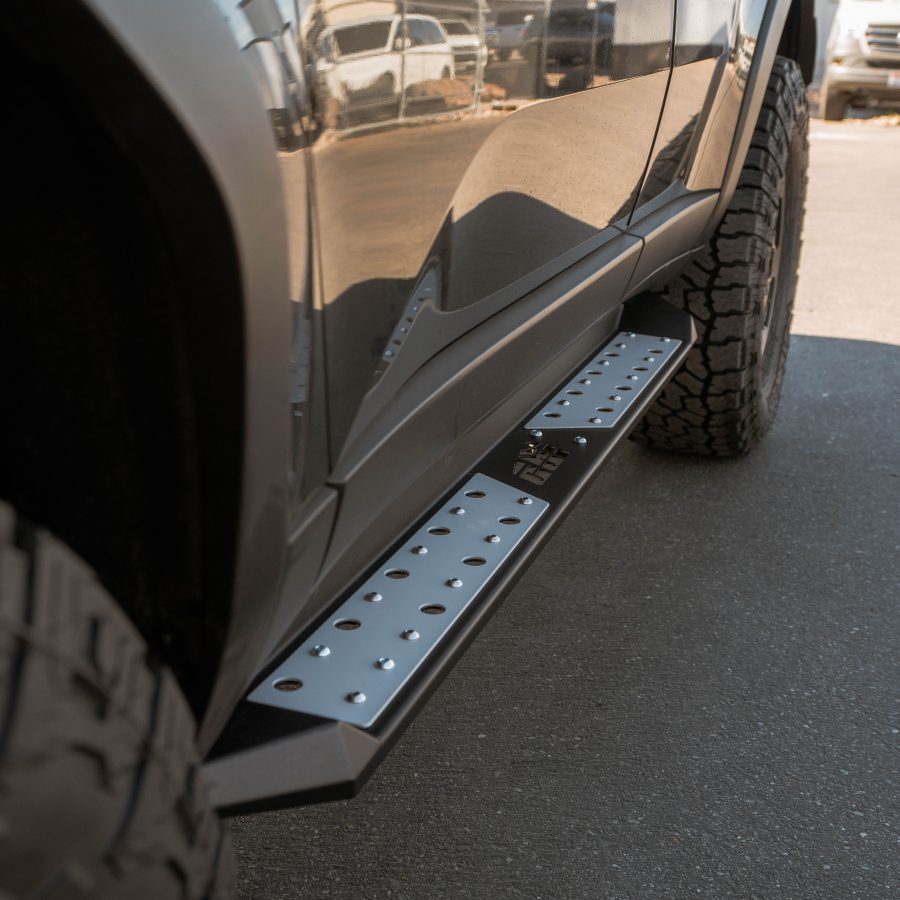 Side Steps for Toyota Land Cruiser 250, CBI Series - Close-up