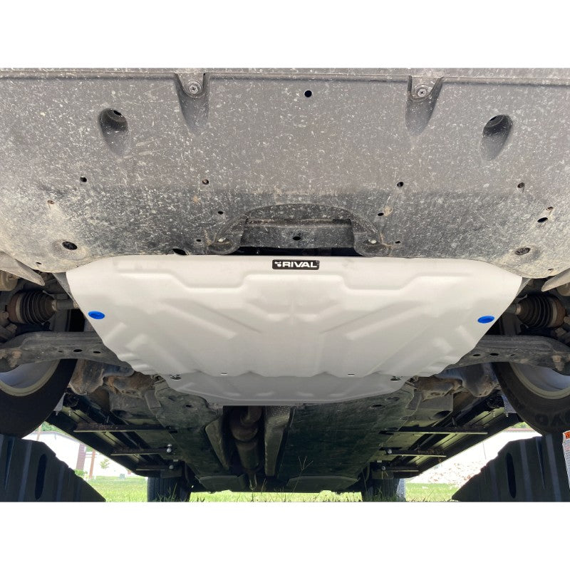 RIVAL 5/32 INCH THICK ALUMINUM SKID PLATE 2019-2022 TOYOTA RAV4 ENGINE MOUNTED CLOSE UP VIEW